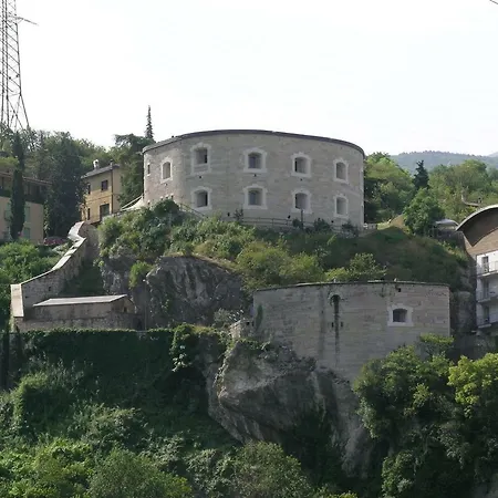 Appartamento Ellen Torbole Sul Garda Exterior foto